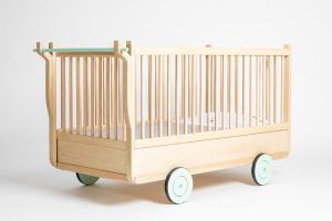 Carriage Crib - Image 4
