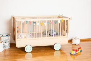 Carriage Crib - Image 2