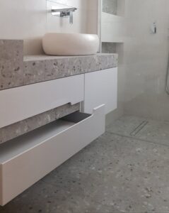 White Laquered - Image 3