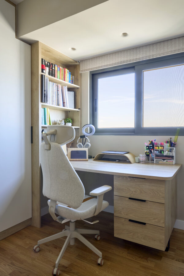 Soft Light Room - Image 1