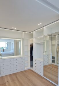 Elegant White Dressing Room - Image 4