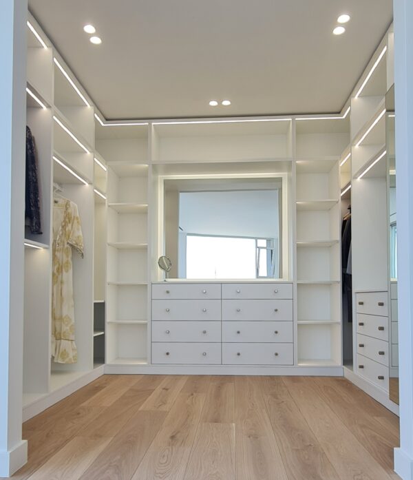 Elegant White Dressing Room - Image 1
