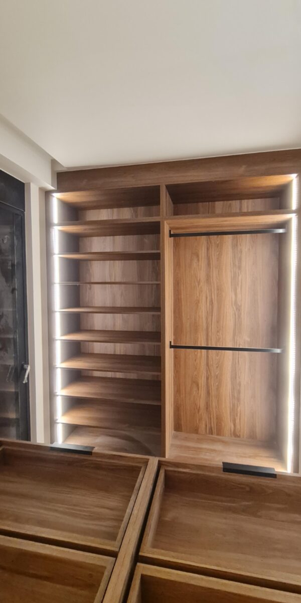 Tobacco Halifax Oak Dressing Room - Image 3