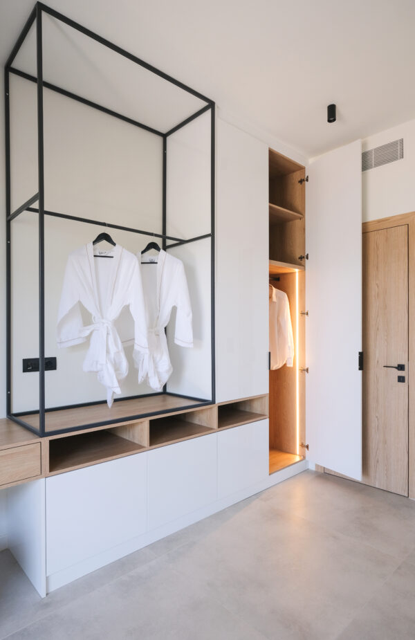 Mix & Match Closet - Image 1