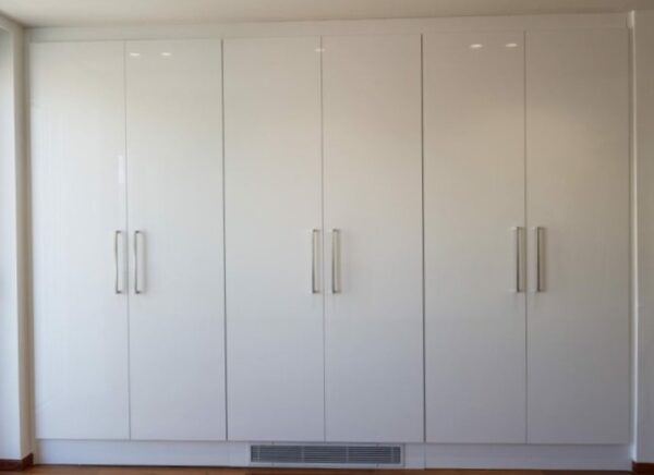 High Gloss White - Image 1