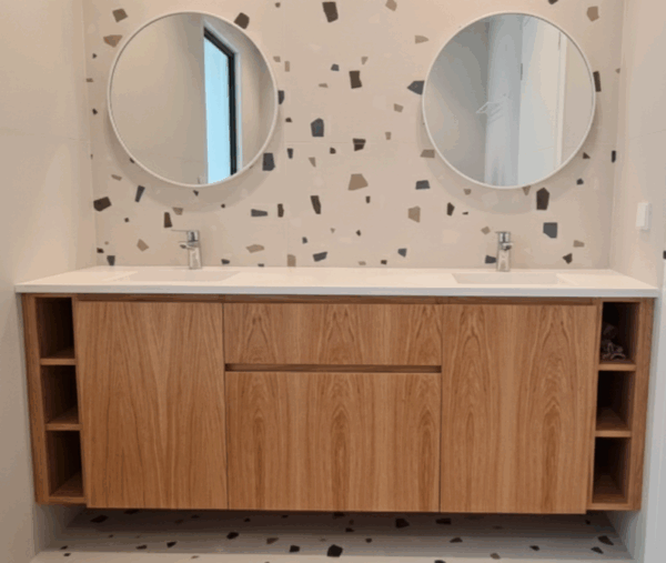 Oak & Corian - Image 3