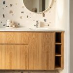 Oak & Corian - Image 3