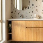 Oak & Corian - Image 2